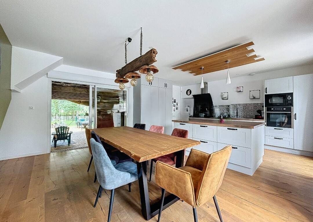 Maison à vendre, 440m², MAREUIL SUR LAY DISSAIS