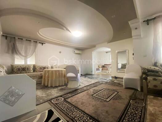 Maison à vendre 364 000 € 6 pièces 4 chambres 142 m² Zone Sud Saint-Gilles 30800