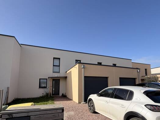 Maison à louer 1 300 € 4 pièces 3 chambres 106,2 m² 250 m² de terrain Blainville-sur-Orne 14550