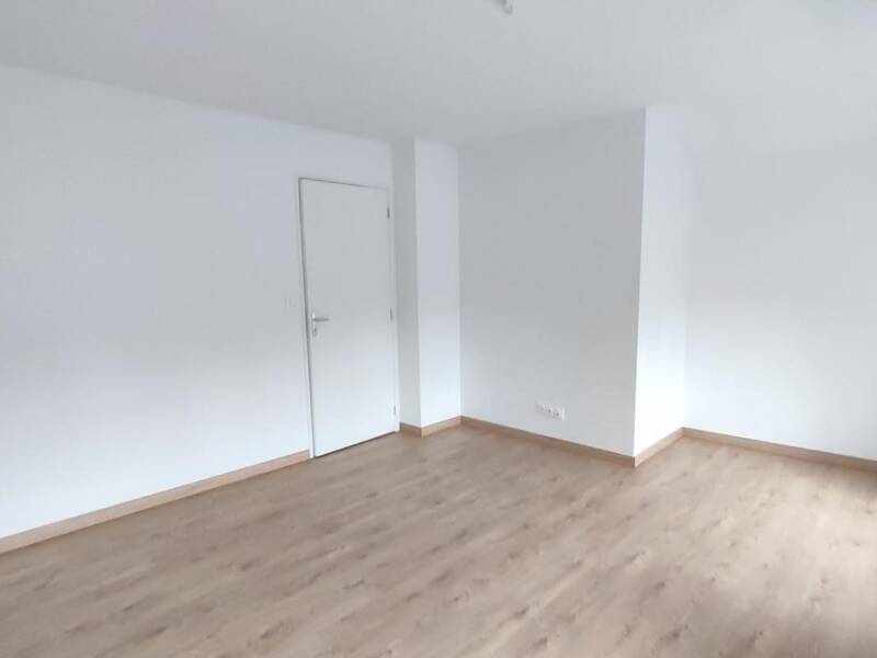 Maison à louer, 77m², PONT DE CHERUY