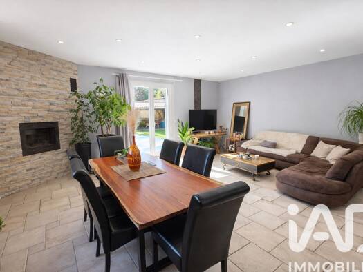 Maison à vendre 269 000 € 4 pièces 3 chambres 115 m² 600 m² de terrain Le Martinet 30960