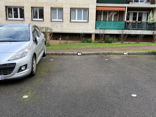 Parking à louer 80 € L'Auberderie Marly-le-Roi 78160