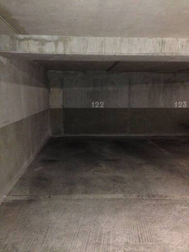 Garage/Stationnement à louer 90 € 15 m² Centre-Voltaire Asnières-sur-Seine 92600
