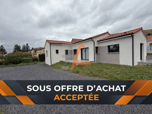 Villa à vendre 379 000 € 5 pièces 3 chambres 120 m² 900 m² de terrain Le Monastier-sur-Gazeille 43150