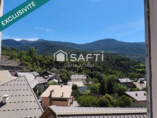 Duplex à vendre 239 000 € 5 pièces 4 chambres 139 m² Étage 2/3 Guillestre 05600
