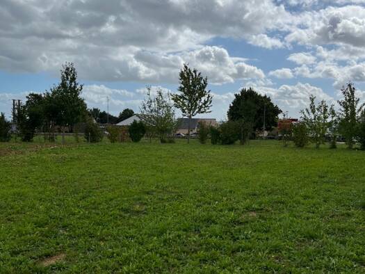 Terrain constructible à vendre 16 000 € 456 m² de terrain Sougé-le-Ganelon 72130