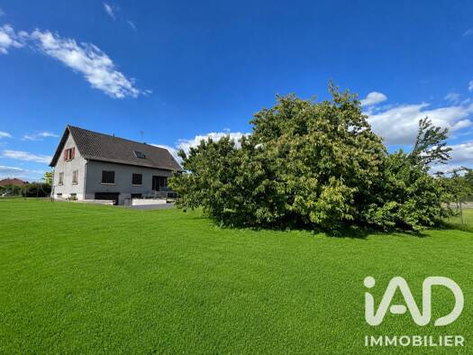 Maison à vendre 179 000 € 7 pièces 5 chambres 151 m² 2 000 m² de terrain Fère-Champenoise 51230
