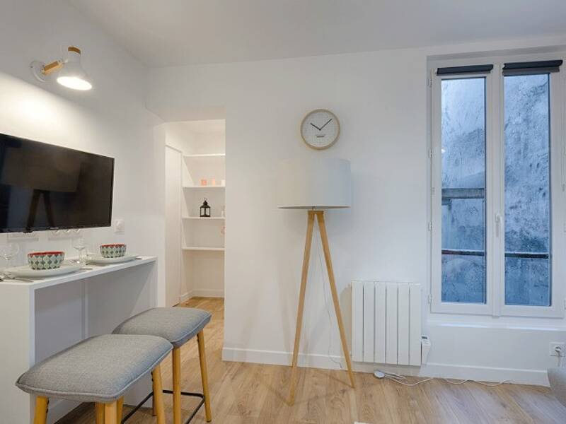 Maison à louer, 19m², PARIS 18E