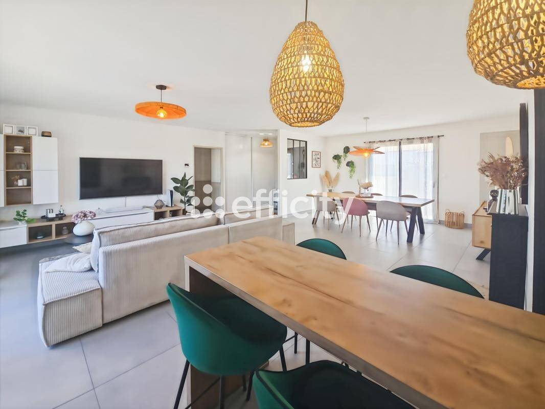 Maison à vendre, 98m², SURGERES