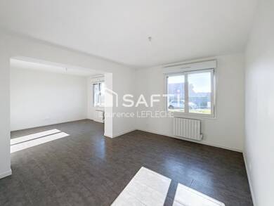 Maison à vendre 217 500 € 6 pièces 4 chambres 140 m² 689 m² de terrain Clery-sur-Somme 80200