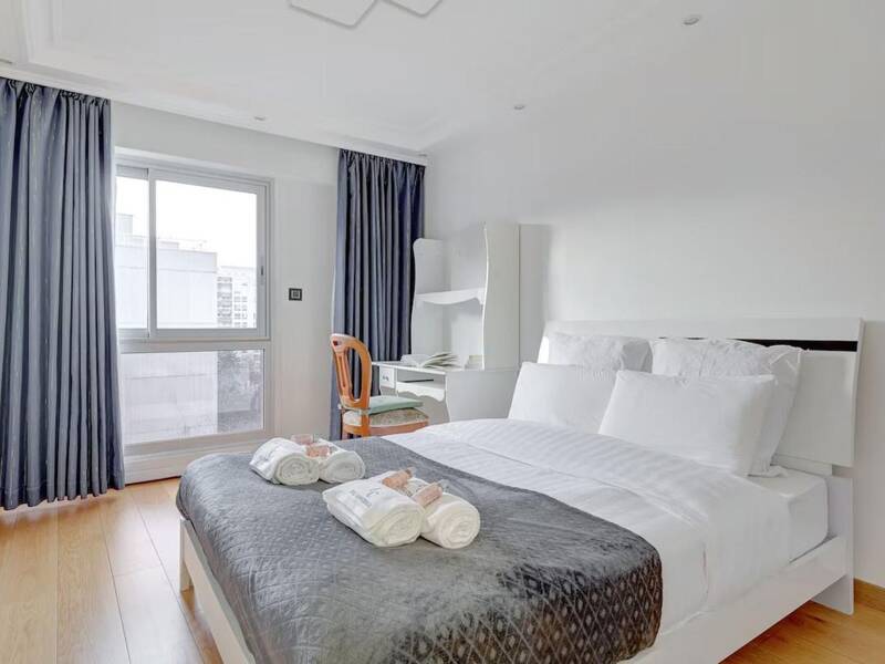 Maison à louer, 0m², PARIS 19E