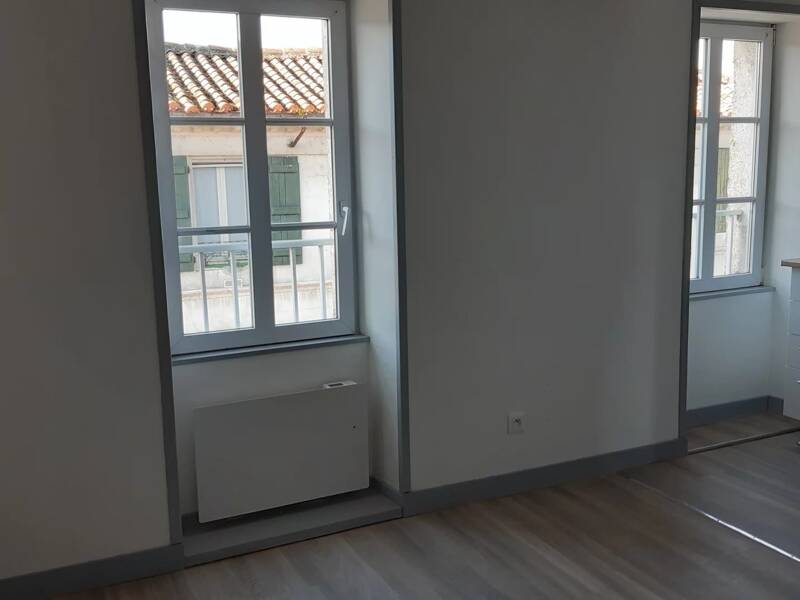 Maison à louer, 25m², MAGNAC SUR TOUVRE