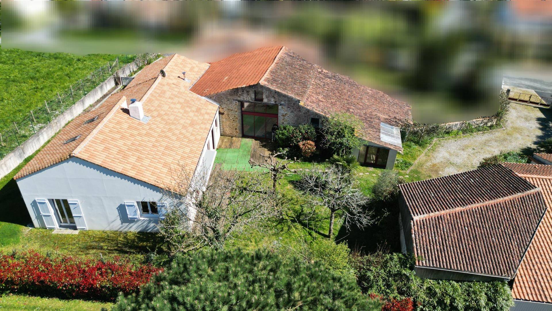 Maison à vendre, 140m², LA ROCHE SUR YON