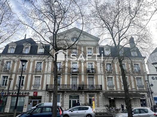 Appartement à vendre 343 900 € 5 pièces 3 chambres 113 m² Étage 3/3 Châtellerault 86100