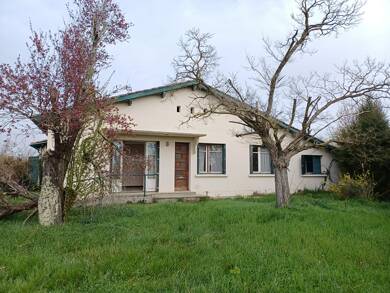Maison de plain-pied à vendre 212 000 € 6 pièces 5 chambres 110 m² 8 000 m² de terrain Cadours 31480