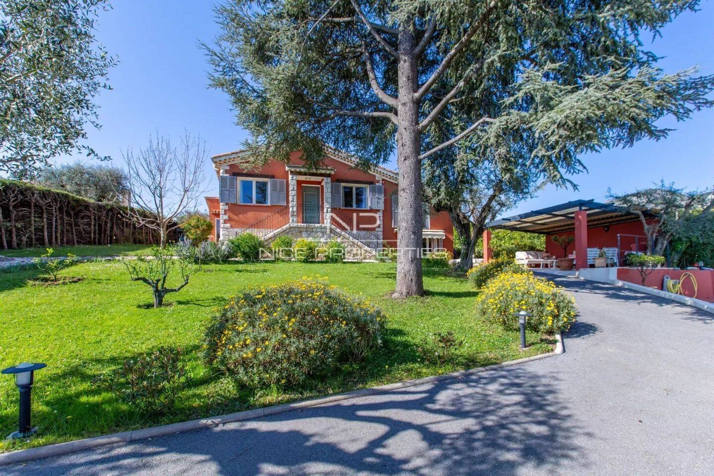 Maison à vendre, 168m², SAINT JEANNET