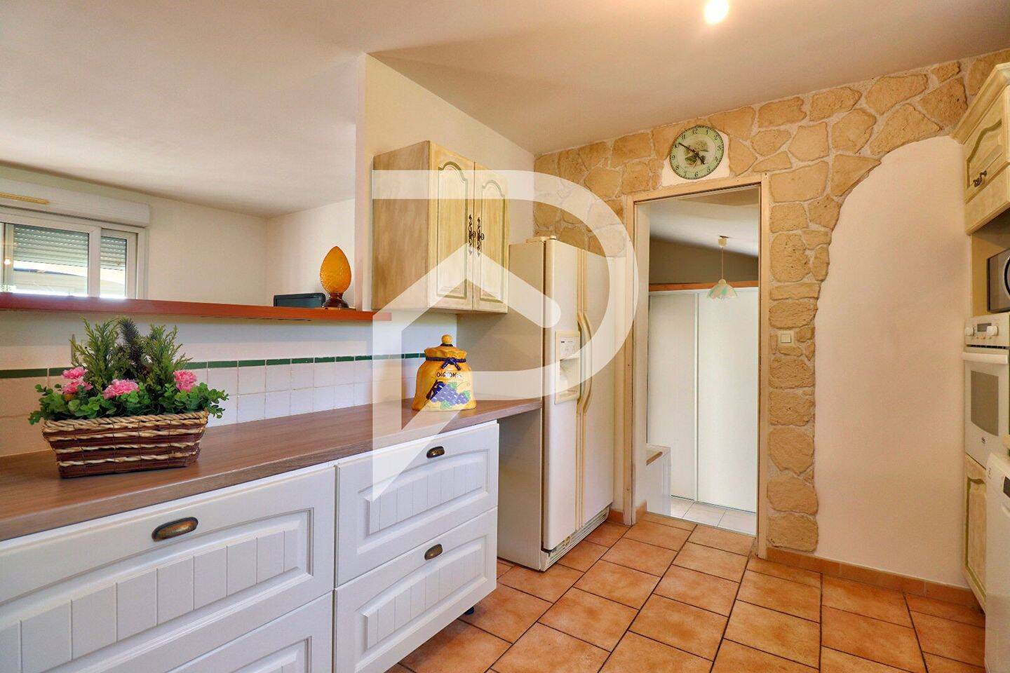Maison à vendre, 116m², VINON SUR VERDON