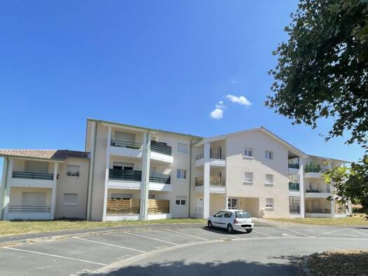 Appartement à vendre 94 900 € 2 pièces 1 chambre 43 m² Étage 1/2 Langon 33210