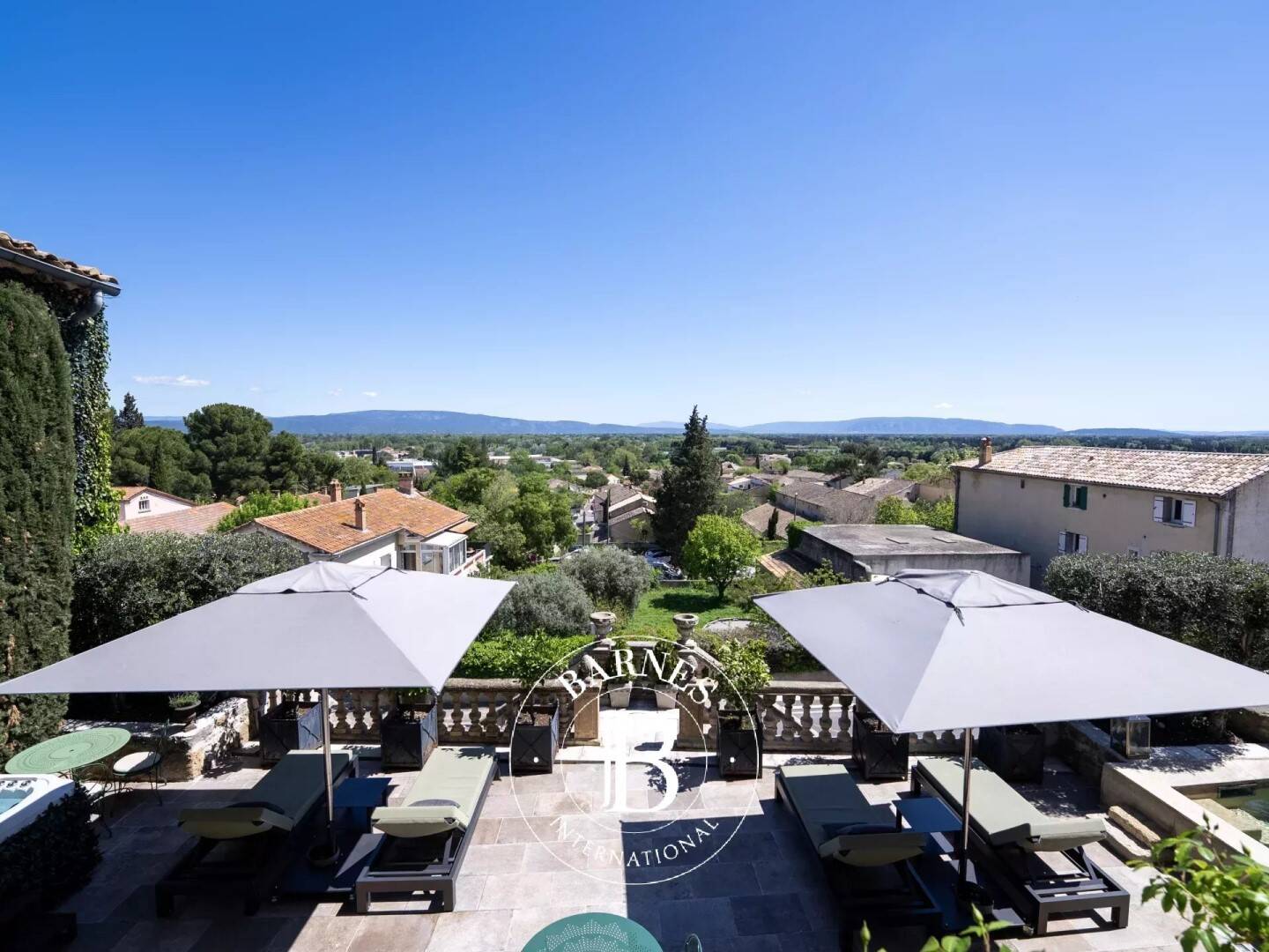 Maison à vendre, 355m², CHATEAUNEUF DE GADAGNE