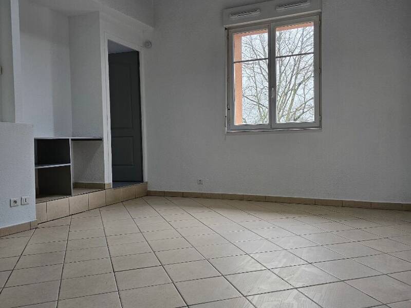 Maison à louer, 45m², AMBAZAC