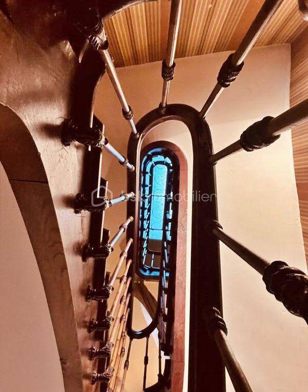 Maison à vendre, 232m², MONTENDRE