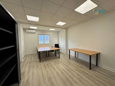 Espace bureau à louer 627 € 22 m² de bureaux Val Fleuri-Beauval Verrière Meaux 77100