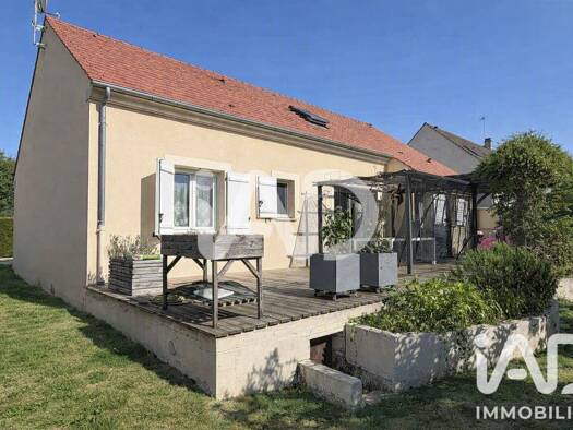 Maison à vendre 344 000 € 7 pièces 4 chambres 145 m² Rive du Loing Nemours 77140