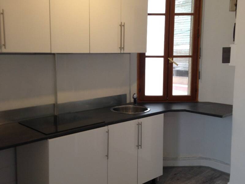 Maison à louer, 27m², MARSEILLE 7E