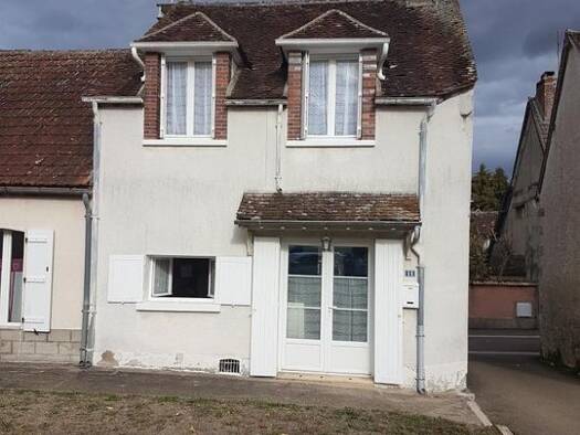 Maison à louer 660 € 3 pièces 2 chambres 67 m² Villevallier 89330