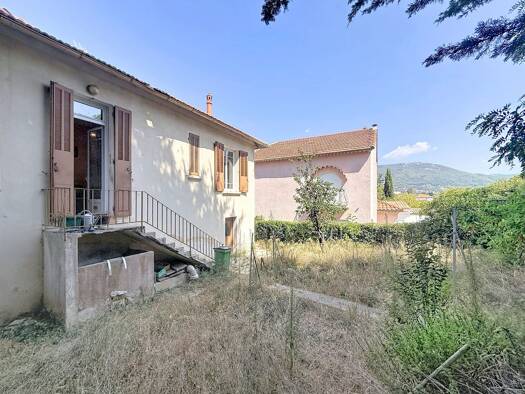 Maison à vendre 390 000 € 4 pièces 2 chambres 69,25 m² Cap Brun Toulon 83000