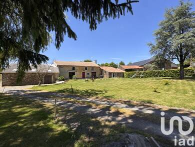 Maison à vendre 235 000 € 7 pièces 3 chambres 235 m² 2 928 m² de terrain Terval 85120