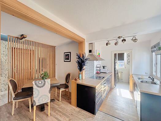 Appartement à vendre 275 000 € 4 pièces 2 chambres 95 m² Étage 1/2 Riquewihr 68340