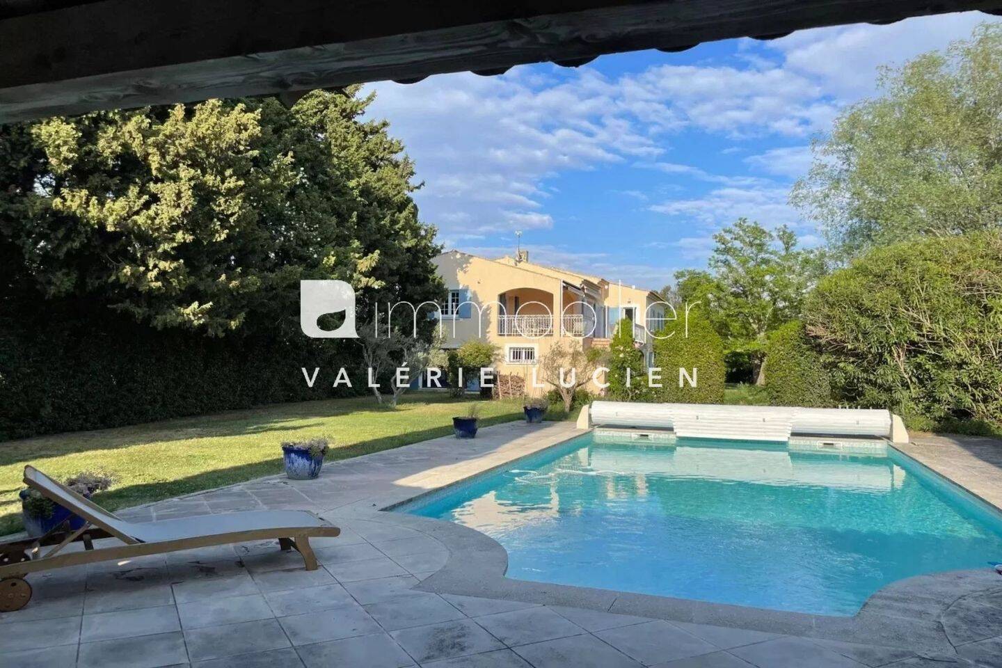 Maison à vendre, 256m², FONTVIEILLE