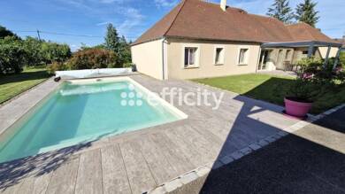 Maison de plain-pied à vendre 346 000 € 5 pièces 4 chambres 140 m² 5 000 m² de terrain La Châtre 36400