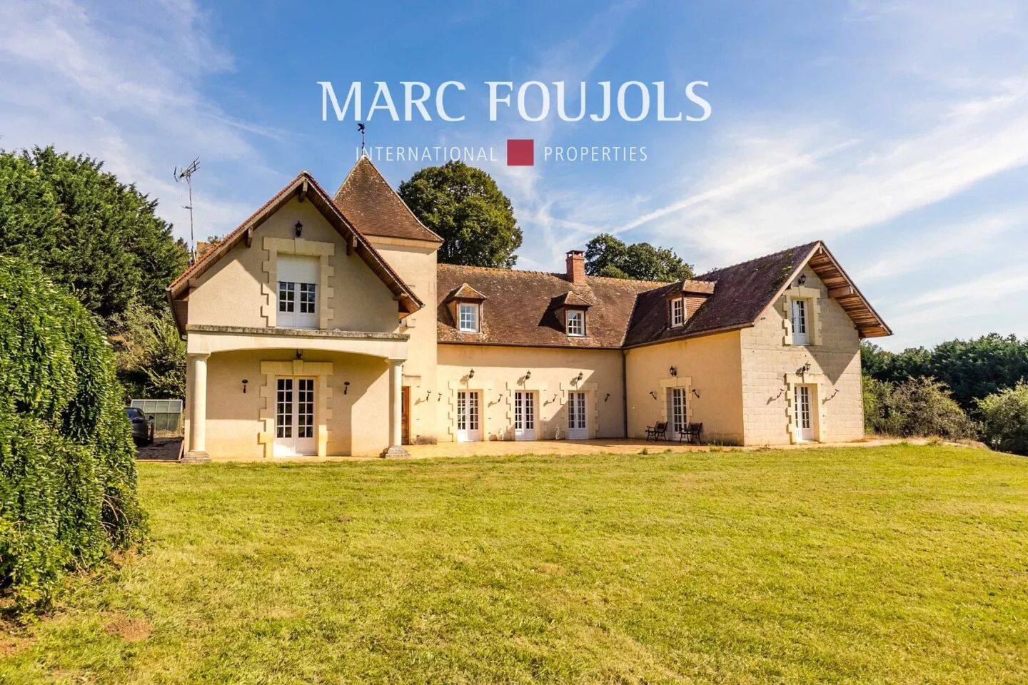 Maison à vendre, 500m², NANTEUIL LE HAUDOUIN