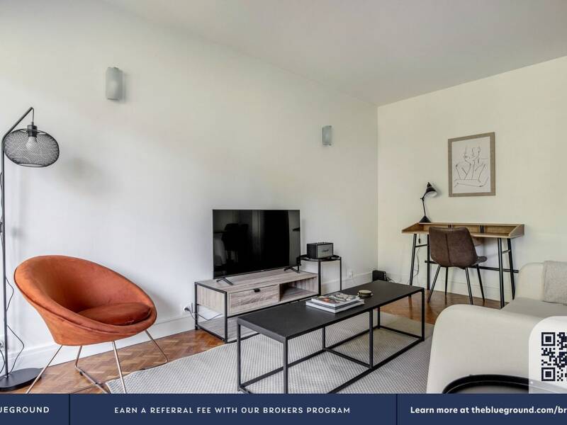 Maison à louer, 48m², PARIS 16E