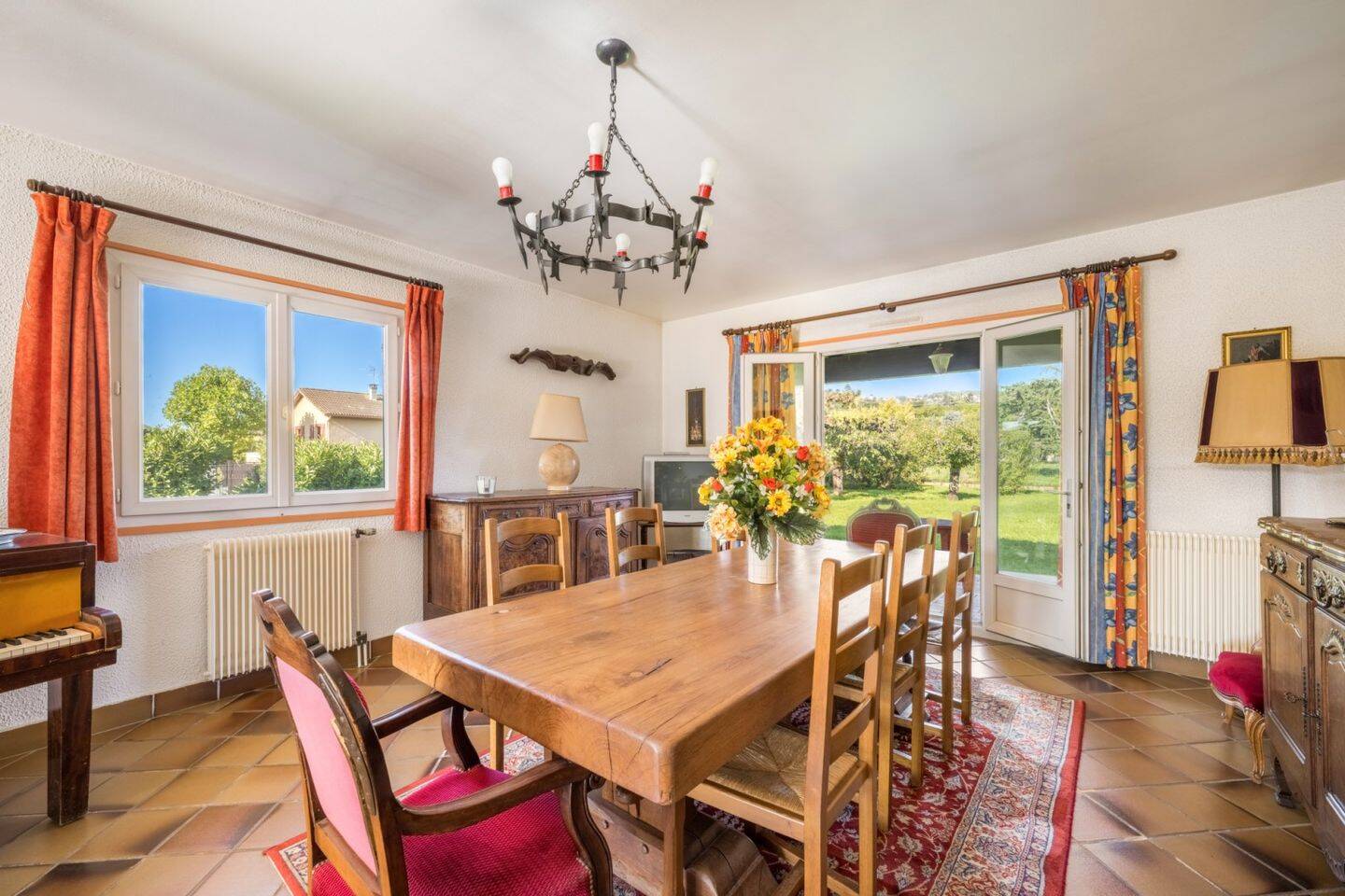 Maison à vendre, 180m², CHAZAY D'AZERGUES