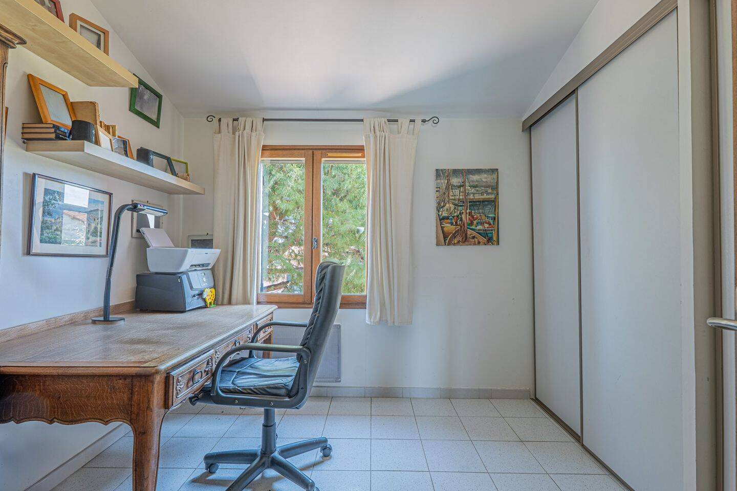 PROPRIETE AVEC TERRAIN DETACHABLE — 5