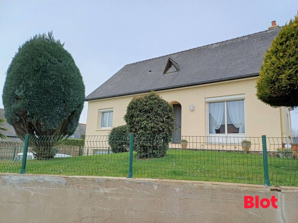 Maison à vendre, 110m², LOUVIGNE DE BAIS