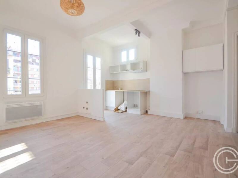 Maison à louer, 43m², NICE