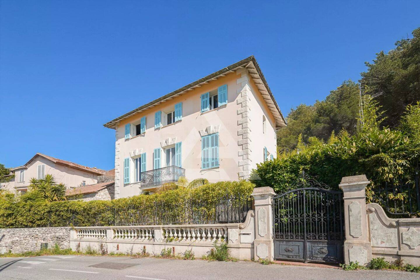 Maison à vendre, 166m², LA TURBIE