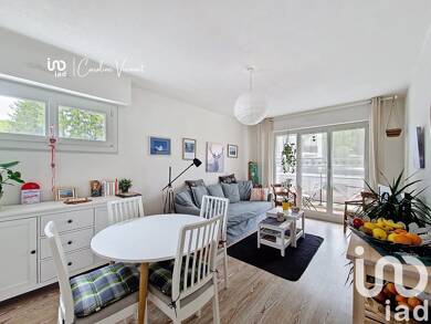 Appartement à vendre 280 000 € 3 pièces 2 chambres 66 m² RDC/4 Les Rousses 39220