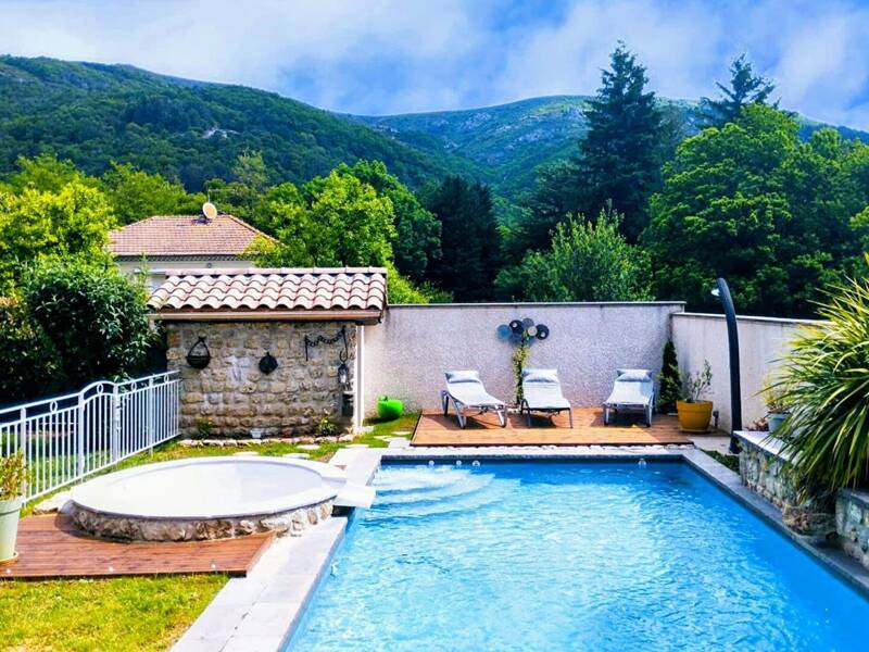 Maison à vendre, 143m², MONTPEZAT SOUS BAUZON