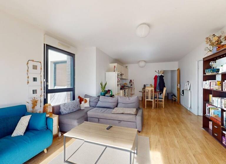 Appartement à vendre 295 000 € 3 pièces 2<br/>chambres 63 m²<br/>superficie 2ème<br/>étage Aubervilliers 93300