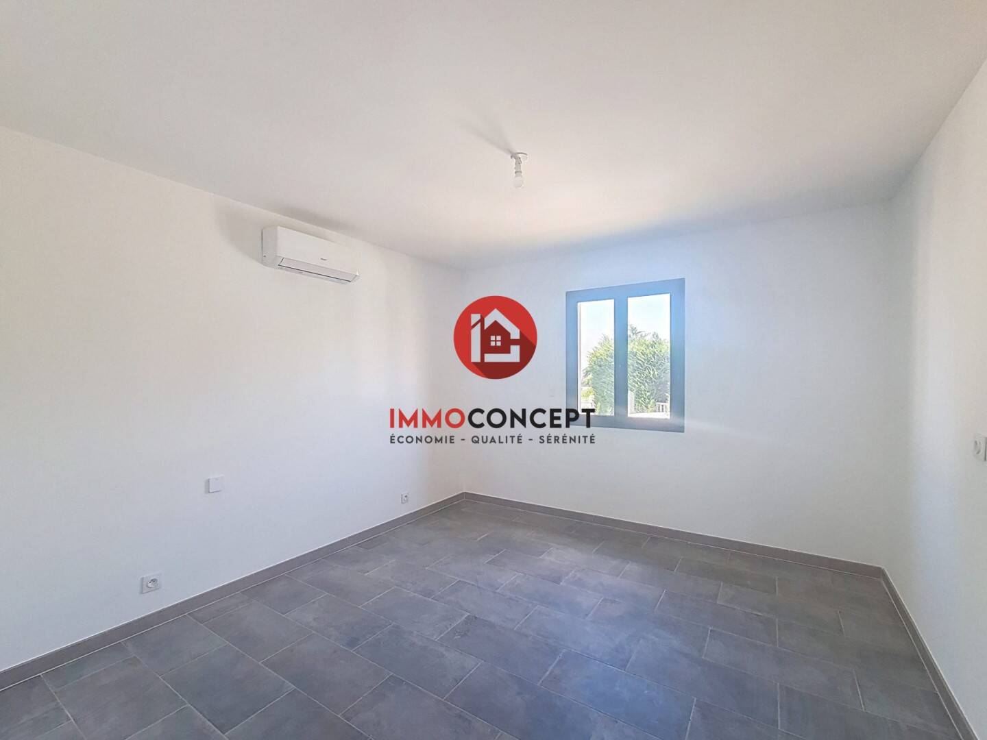 Maison à vendre, 132m², SAINT JULIEN DE PEYROLAS