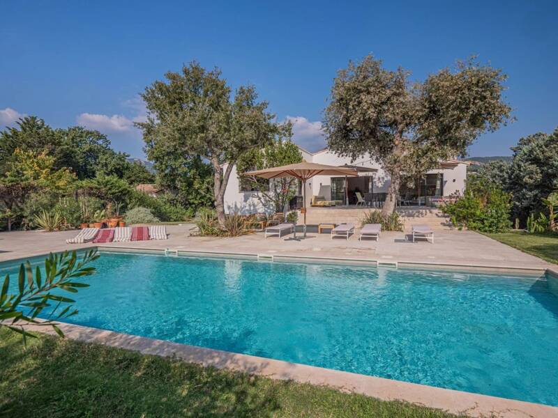 Maison à vendre, 300m², GRIMAUD
