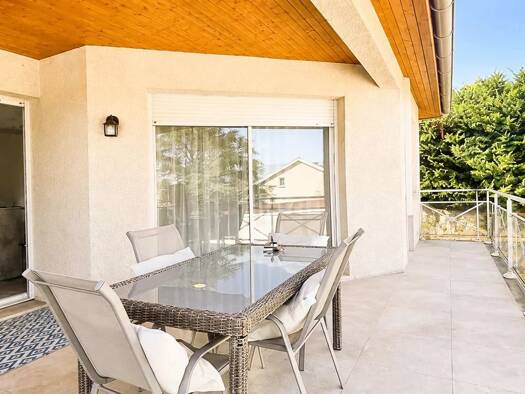 Appartement à vendre 289 000 € 3 pièces 2 chambres 92 m² 1 étages Arc Vouvray-Gare-Chatillon Valserhône 01200