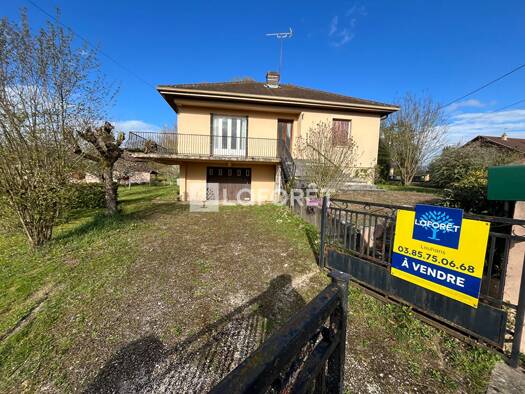 Maison à vendre 99 000 € 4 pièces 3 chambres 85 m² 904 m² de terrain Chateaurenaud Louhans 71500