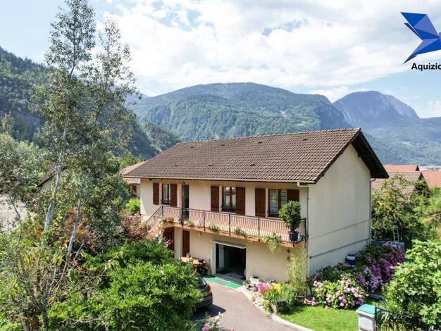 Maison à vendre 438 000 € 5 pièces 4 chambres 130 m² 695 m² de terrain Cluses 74300