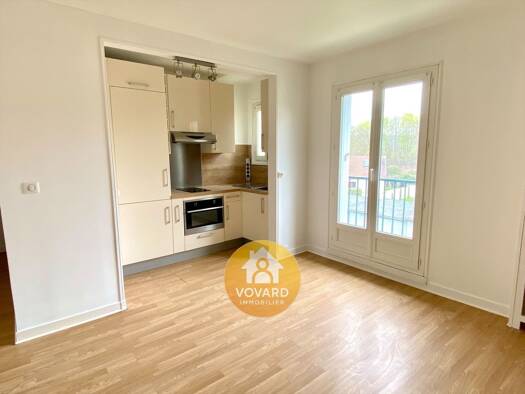 Appartement à louer 750 € 1 pièce 25,2 m² Étage 2/2 Centre Ville Saint-Brice-sous-Forêt 95350